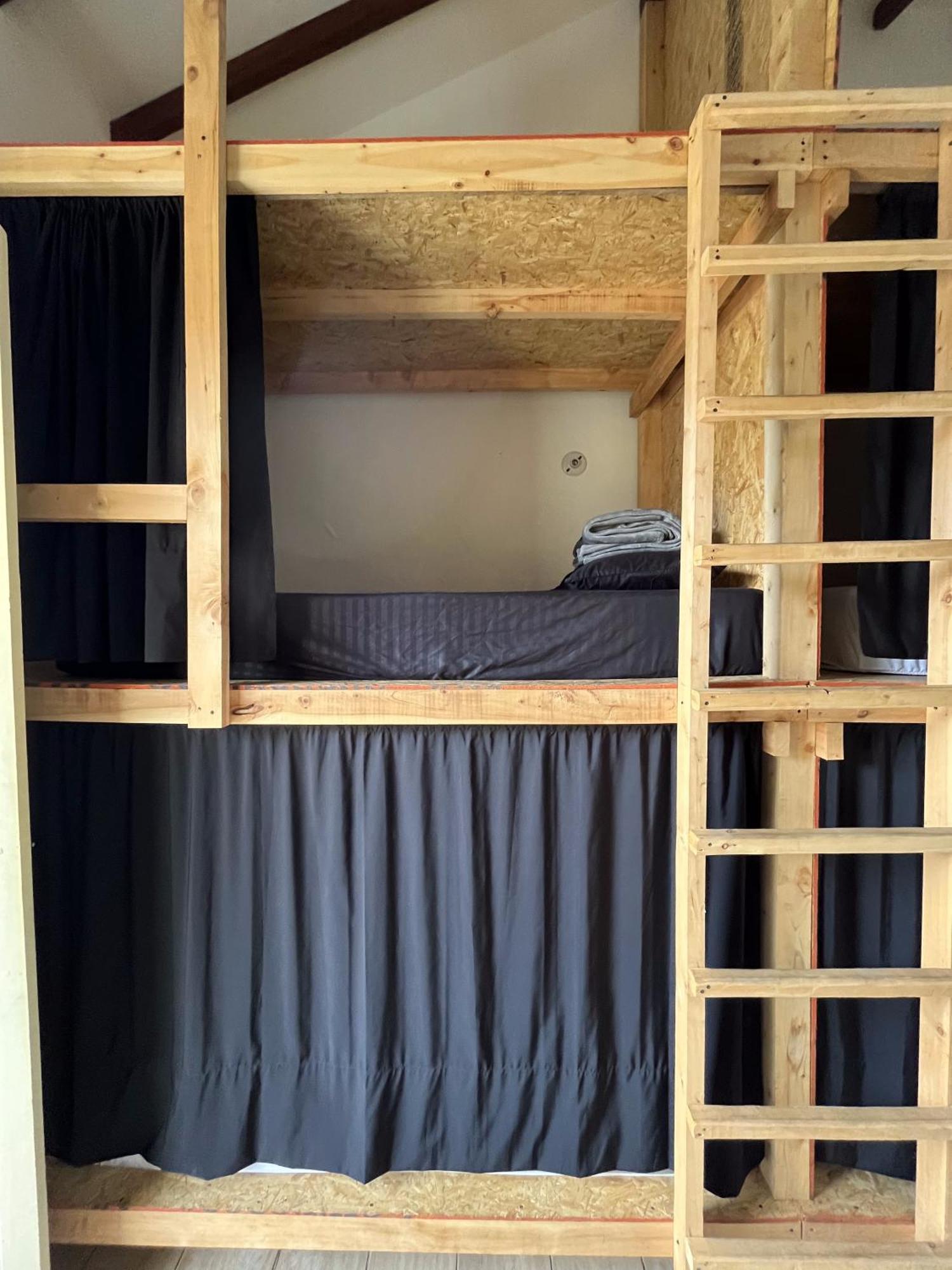 חריקו Hostal El Fin Del Afan מראה חיצוני תמונה
